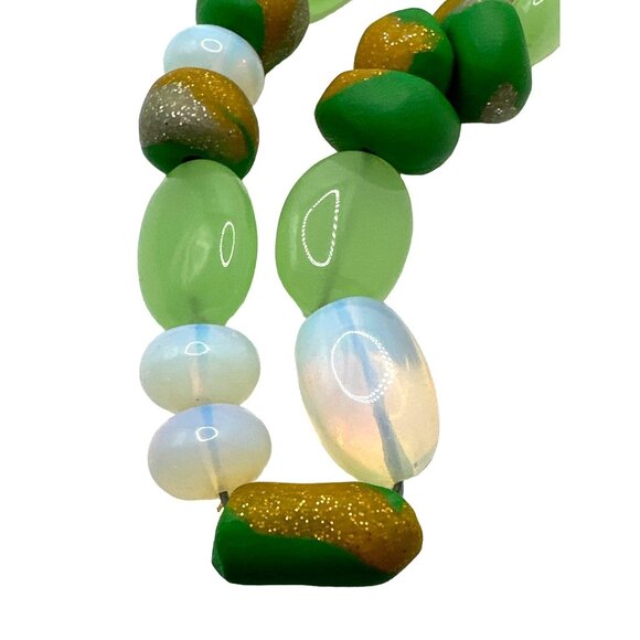 Chunky Boho Green Bead Bracelet Handmade Stretch Glass Wood Granny Fash Beachy - Picture 2 of 5